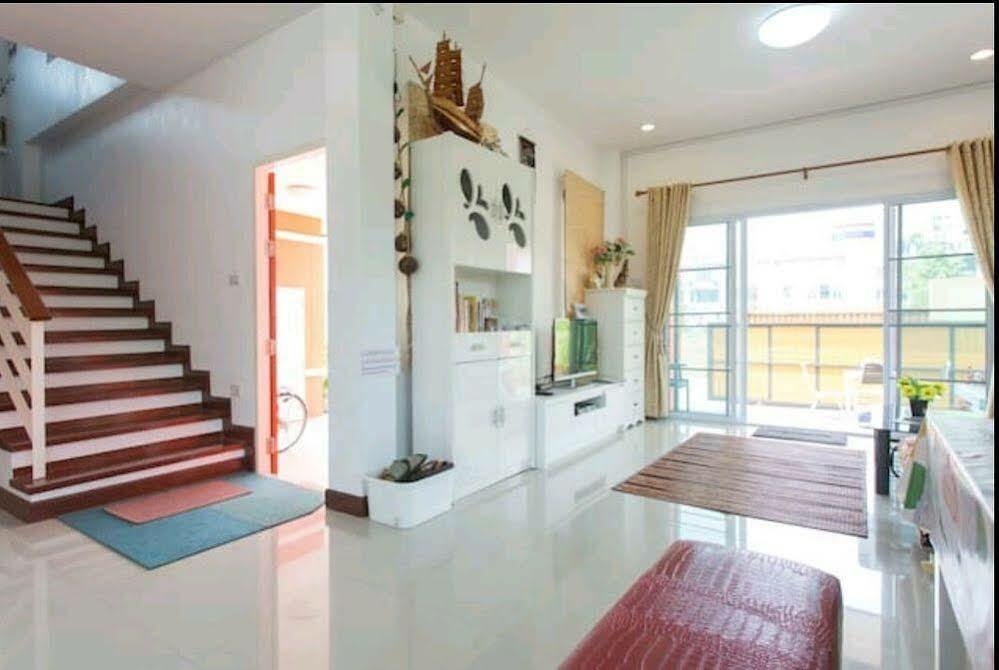 Orange Villa Chiang Mai Bagian luar foto